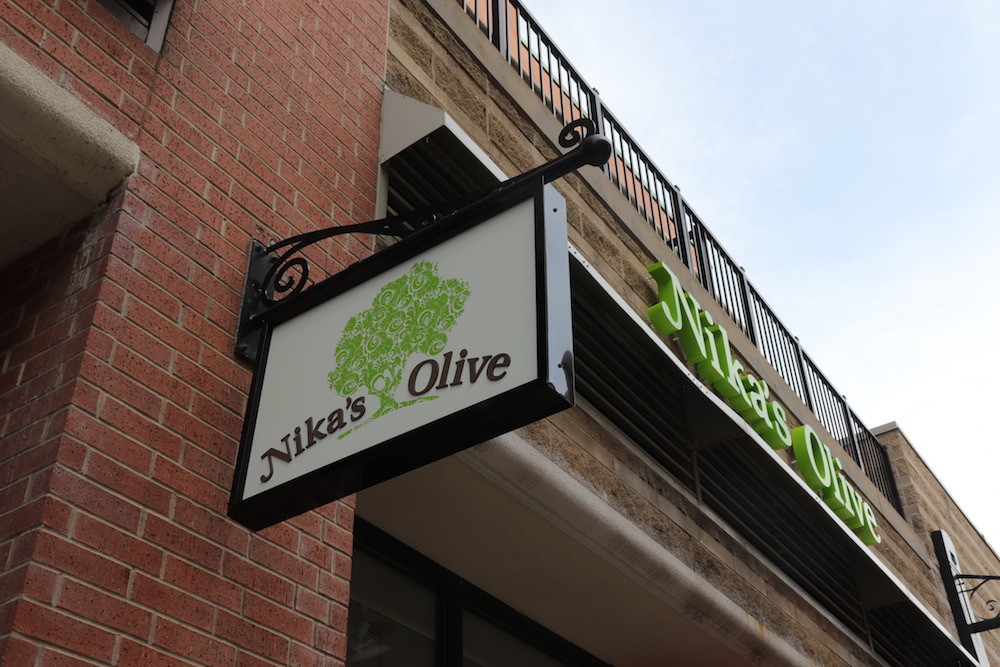 The operators of Nika’s Olive plan to host an Aug. 9 grand opening at Branson Landing.